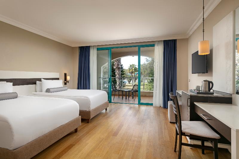 غرفة سوبيريور عائلية, Sirene Belek