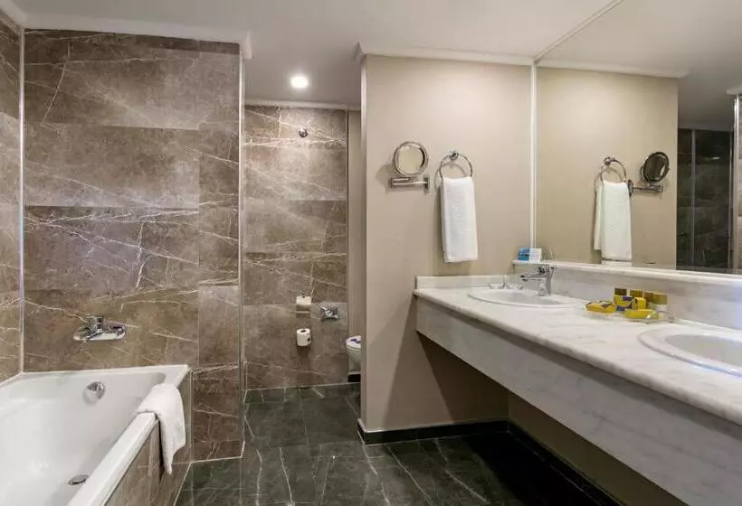 سوییت با چشمانداز دریا, Sirene Belek