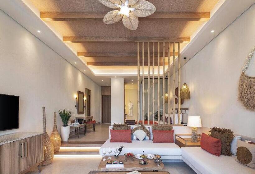 جناح, Sirene Belek