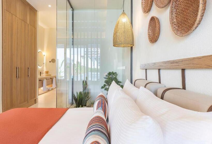 جناح, Sirene Belek