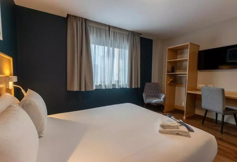 身障者適用スタンダードルーム, Travelodge Torrelaguna