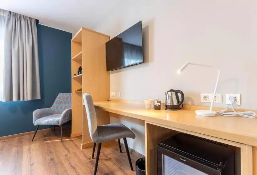 身障者適用スタンダードルーム, Travelodge Torrelaguna