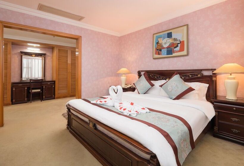 Люкс, Xinyuan Hot Spring