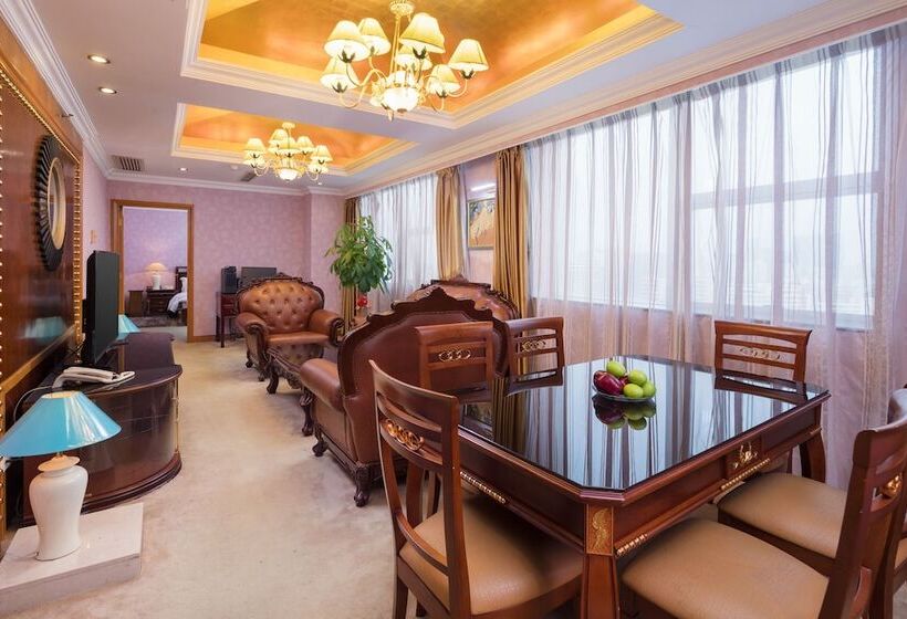 Люкс, Xinyuan Hot Spring