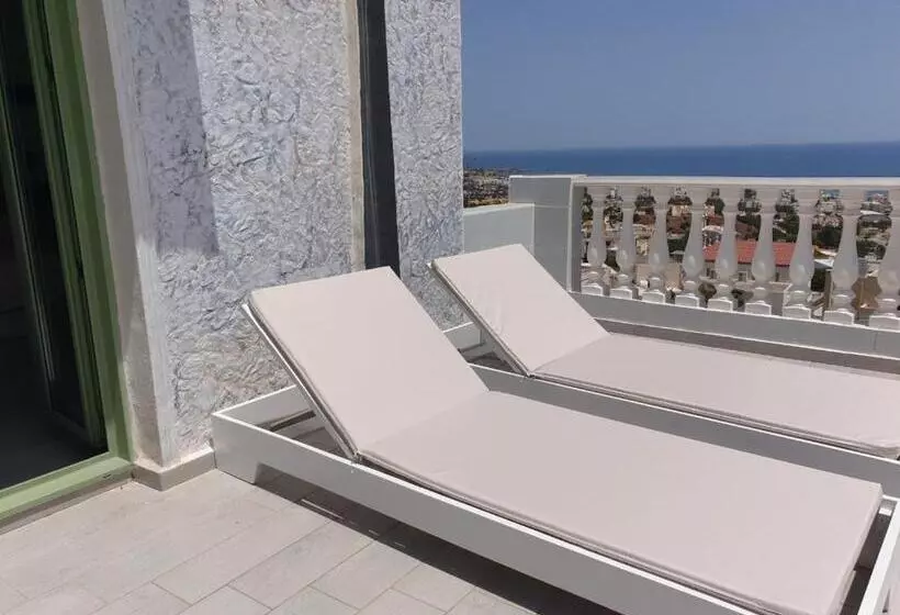 آپارتمان 1 خوابه با چشم‌انداز دریا, Korifi Apts & Std Adults Only