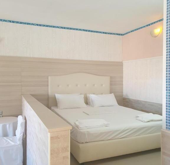 غرفة قياسية مطلّة علي البحر, Korifi Apts & Std Adults Only