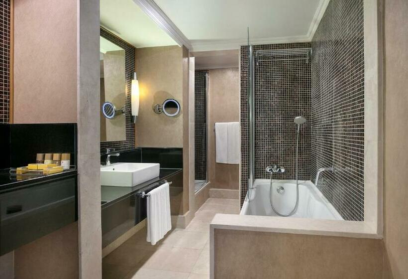 جناح, Sirene Belek