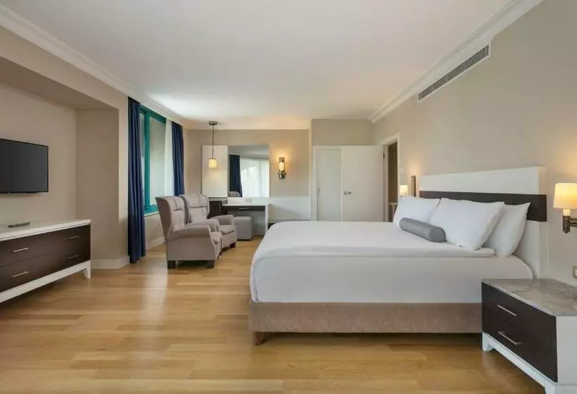 سوییت, Sirene Belek