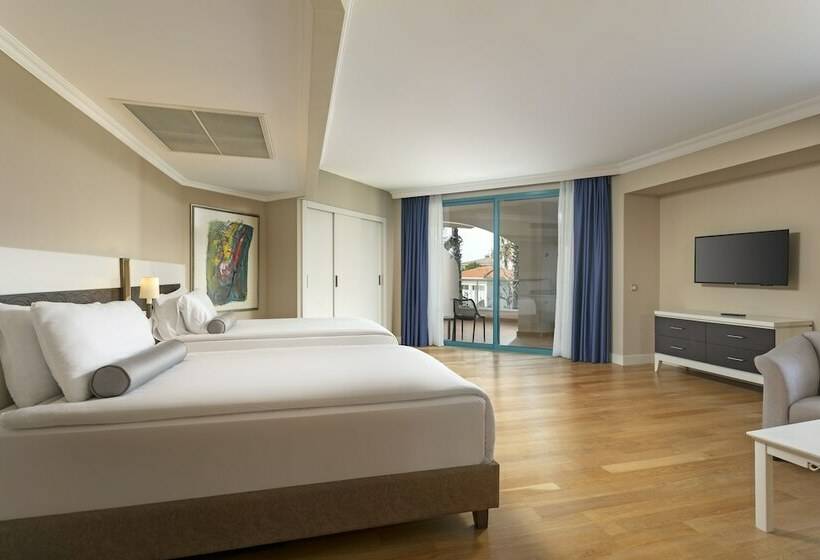 جناح, Sirene Belek