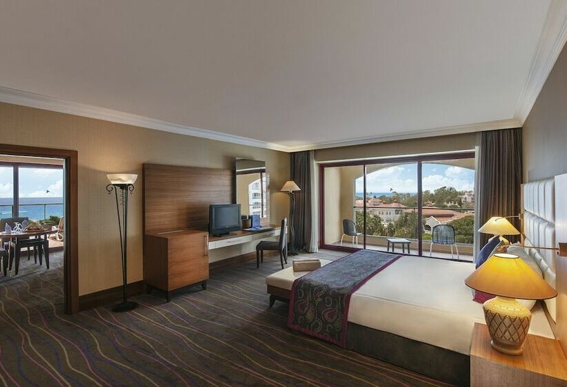 جناح, Sirene Belek