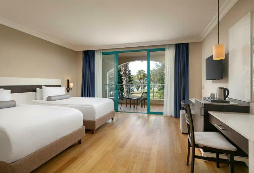 高级家庭房间, Sirene Belek