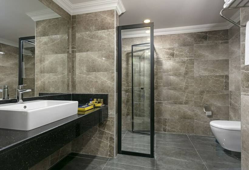 غرفة قياسية, Sirene Belek