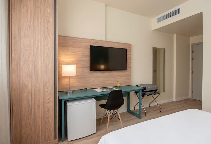 Номер Стандарт, Intercity Curitiba Batel