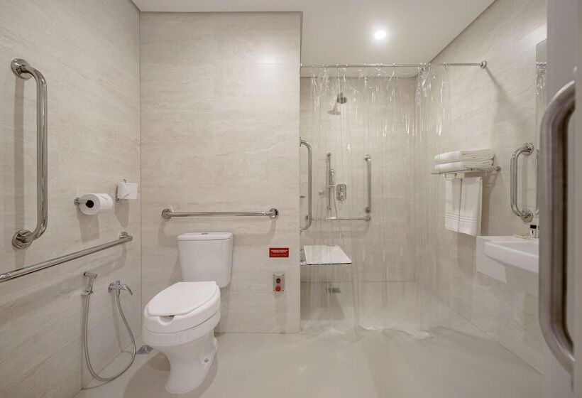 장애인을 위한 스탠다드 룸, Intercity Curitiba Batel