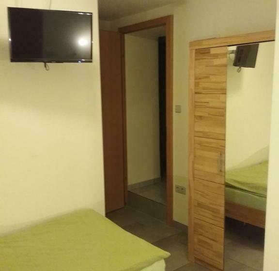 Номер Стандарт, Gästezimmer , Pension Wauri