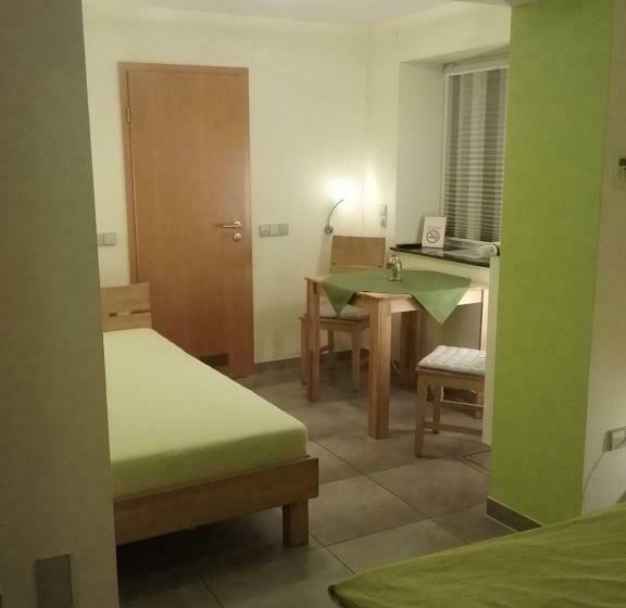 Номер Стандарт, Gästezimmer , Pension Wauri