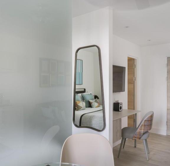 海景标准带阳台一室公寓, Q Square By Supercity Aparthotels