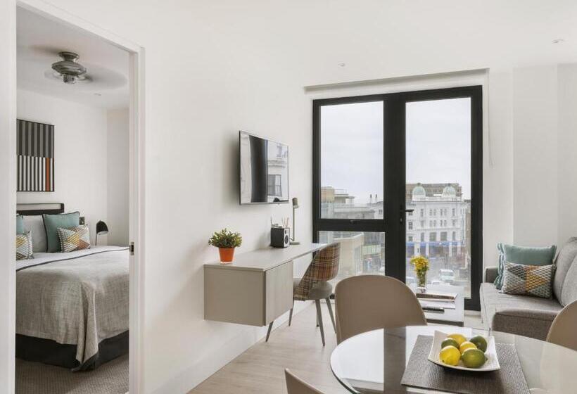 带阳台套房, Q Square By Supercity Aparthotels