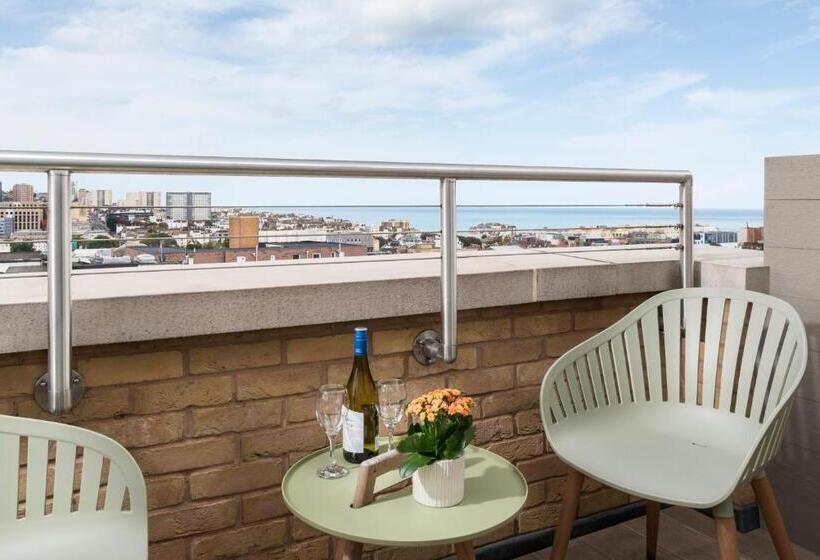 Пентхаус Люкс, Q Square By Supercity Aparthotels