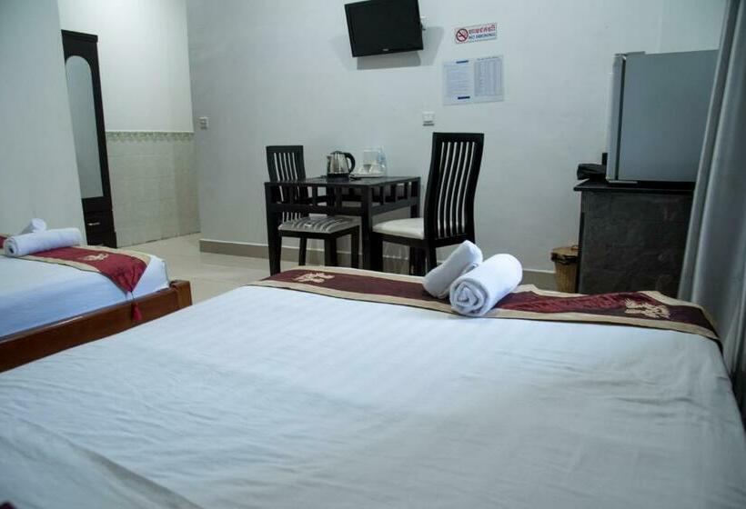 חדר סטנדרט, New Season Riverside