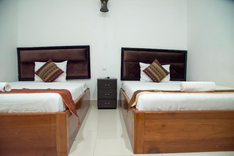 חדר סטנדרט, New Season Riverside