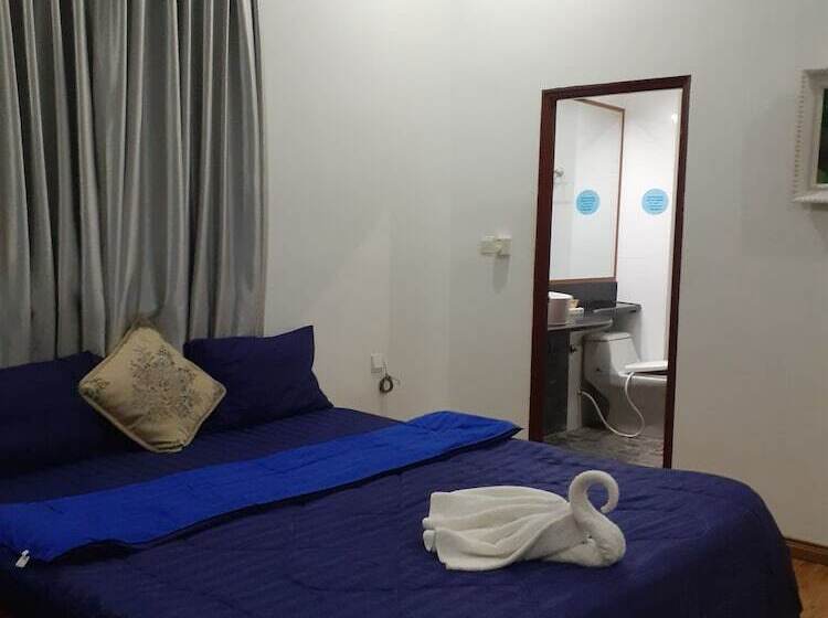 חדר דלוקס, New Season Riverside