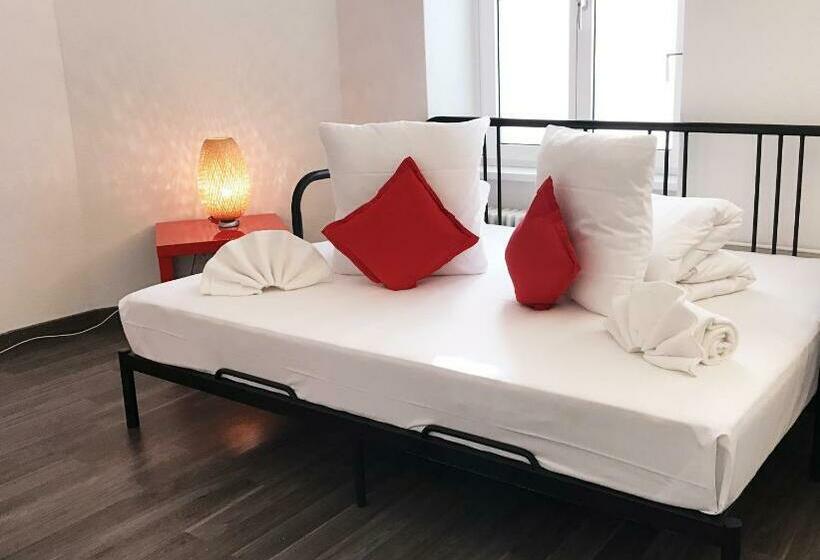 Apartamento Economy 1 Quarto, Inside Five