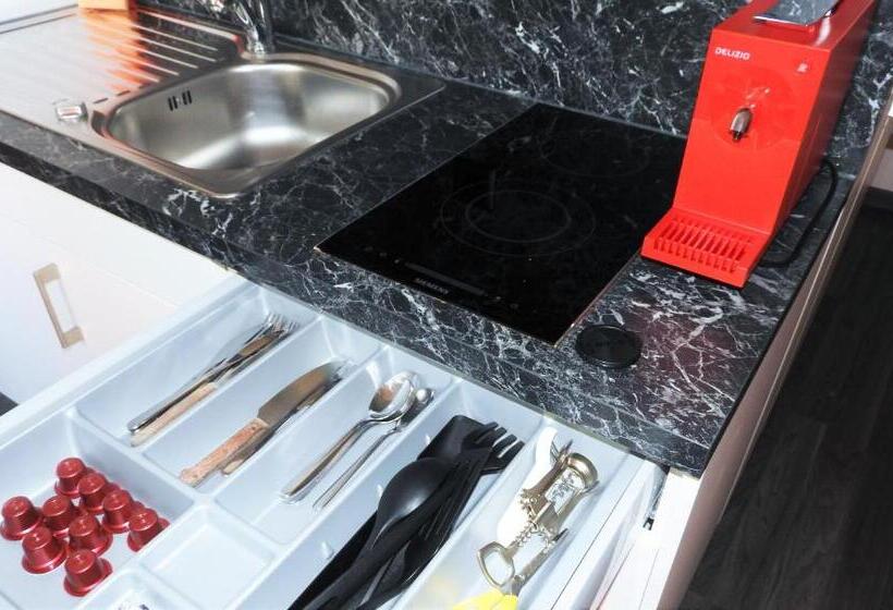 Estúdio Standard, Inside Five