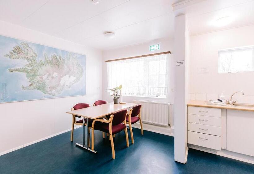 اتاق استاندارد سه تخته با سرویس بهداشتی مشترک, Elda Guesthouse