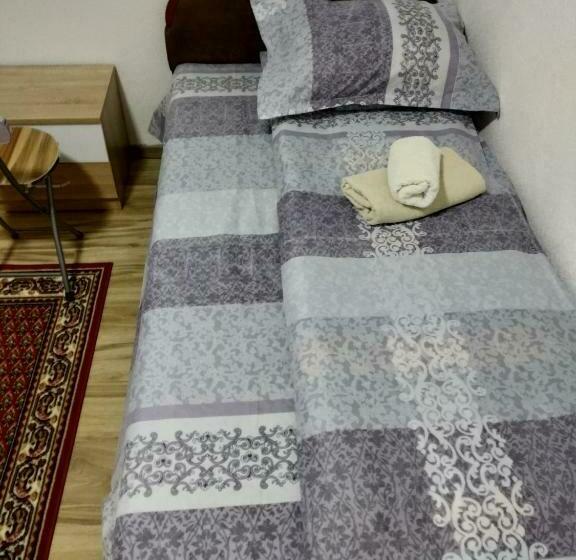 اتاق استاندارد با چشم‌انداز باغ, Guest House Rg