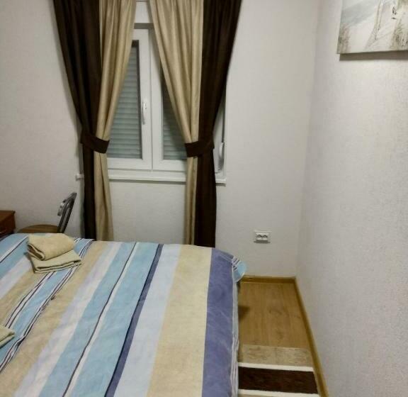 اتاق لوکس, Guest House Rg