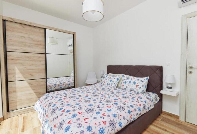 آپارتمان 3 خوابه, Petrovic Apartmani