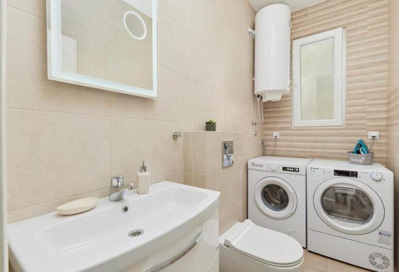 آپارتمان 3 خوابه, Petrovic Apartmani