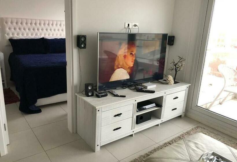 آپارتمان 1 خوابه با چشم‌انداز دریا, Punta Del Este Lux Tower