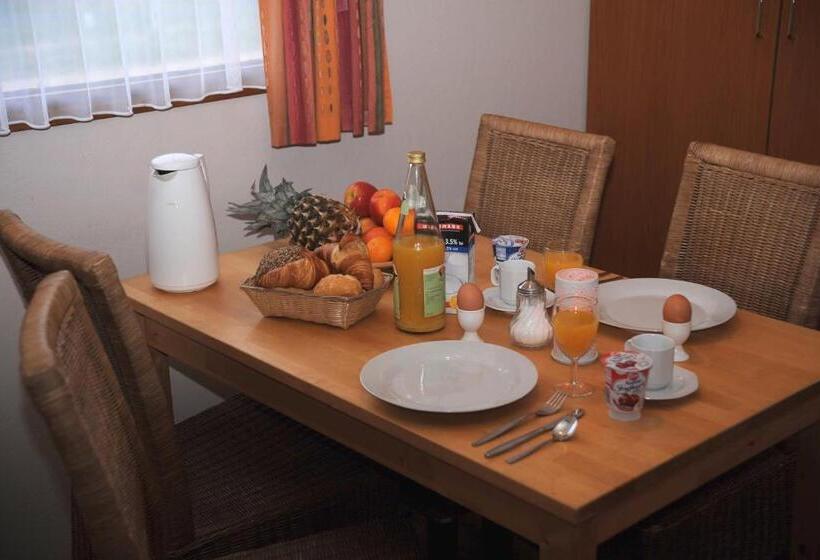 דירת שני חדרים, Typ B4