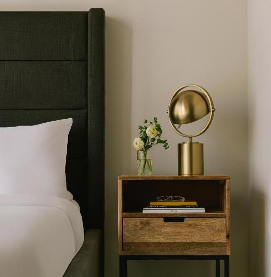 استودیوی لوکس, Sonder South Wabash