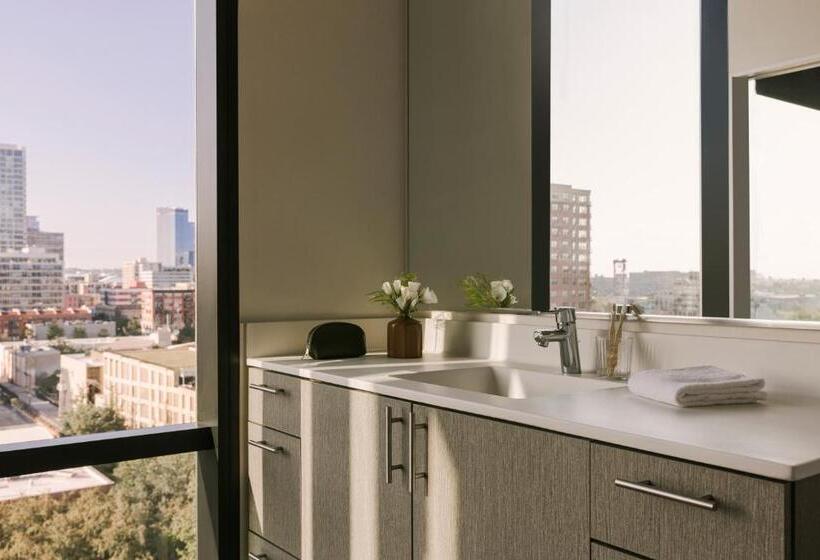 آپارتمان سوپریور 2 خوابه, Sonder South Wabash