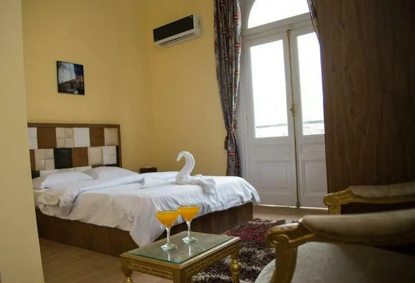 اتاق لوکس چهار تخته, New Grand Royal Hotel Cairo