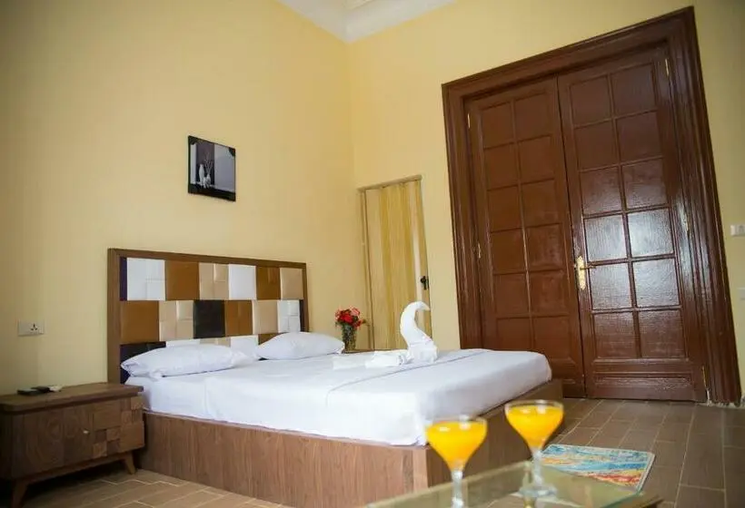 اتاق استاندارد با تخت بزرگ, New Grand Royal Hotel Cairo