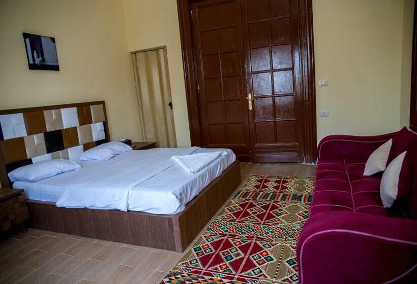 اتاق استاندارد با تخت بزرگ, New Grand Royal Hotel Cairo