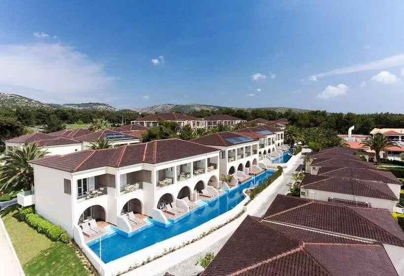 اتاق لوکس, Alexandra Beach Spa Resort