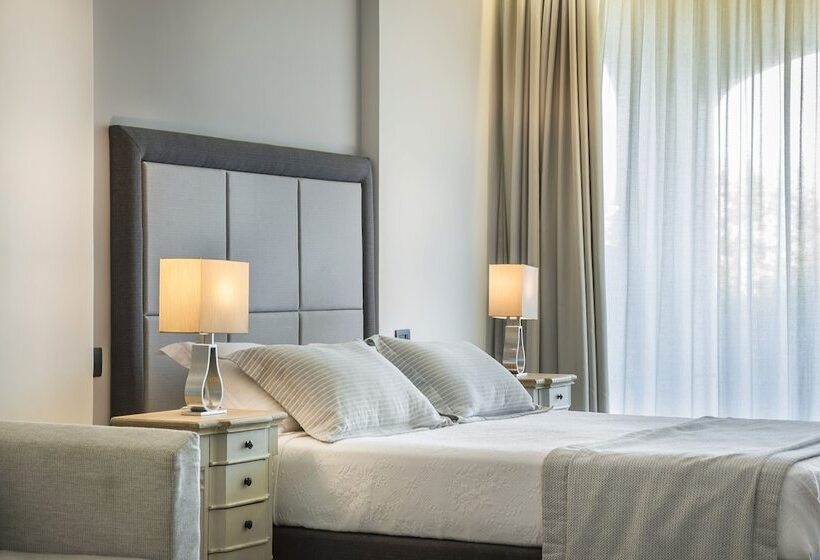 디럭스 스위트, Astra Village Hotel Suites