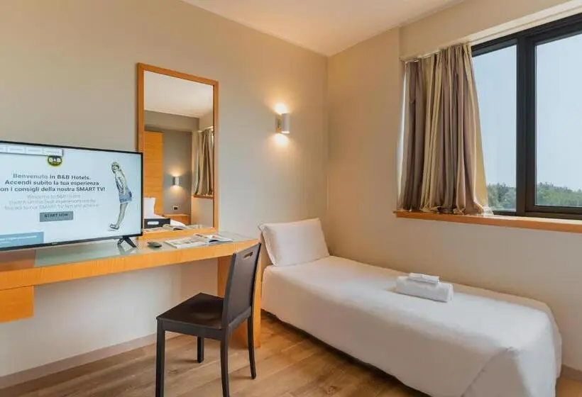 اتاق کلاسیک سه تخته, B&B HOTEL Pisa Airport