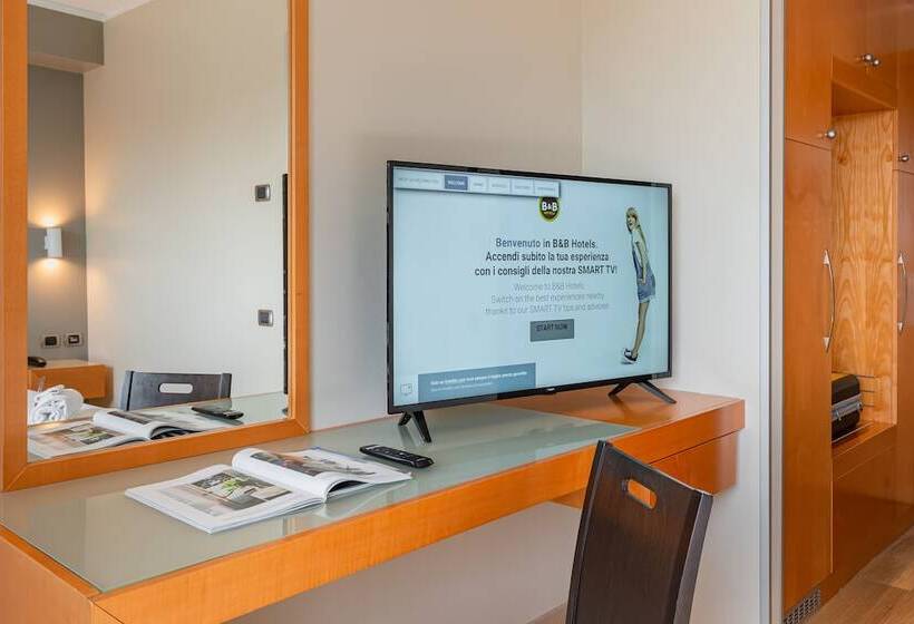 اتاق استاندارد, B&b Hotel Pisa