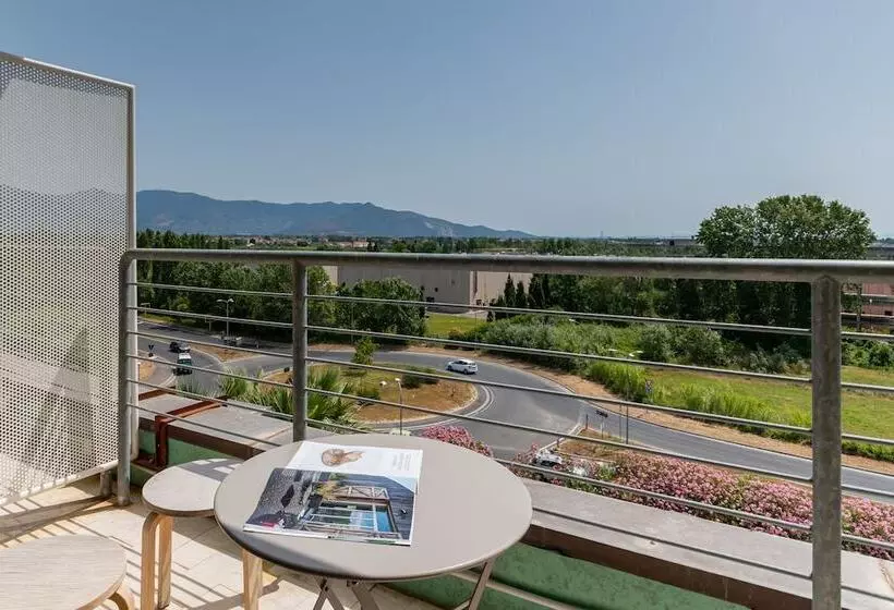 اتاق استاندارد با تراس, B&B HOTEL Pisa Airport