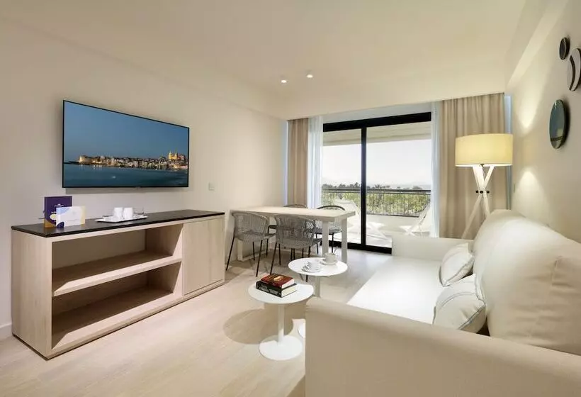 سوییت با چشمانداز دریا, Grand Palladium Sicilia Resort & Spa