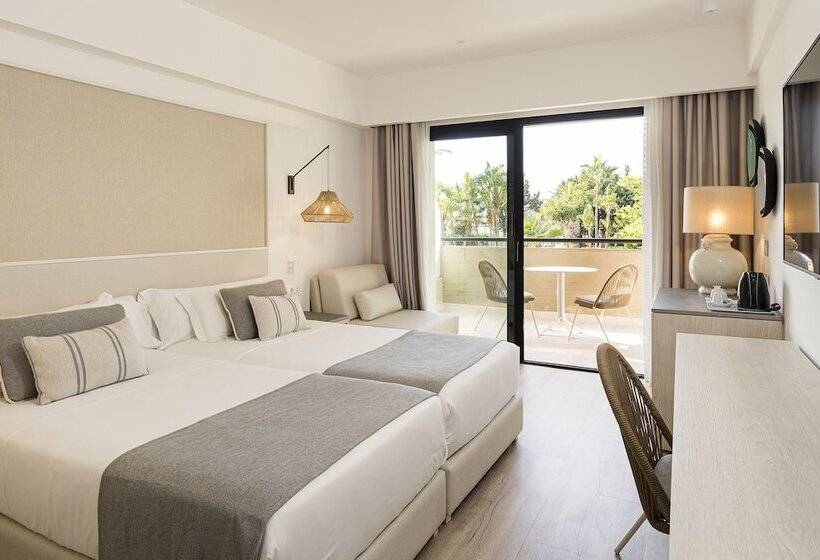 Quarto Deluxe Vista Jardim, Grand Palladium Sicilia Resort & Spa