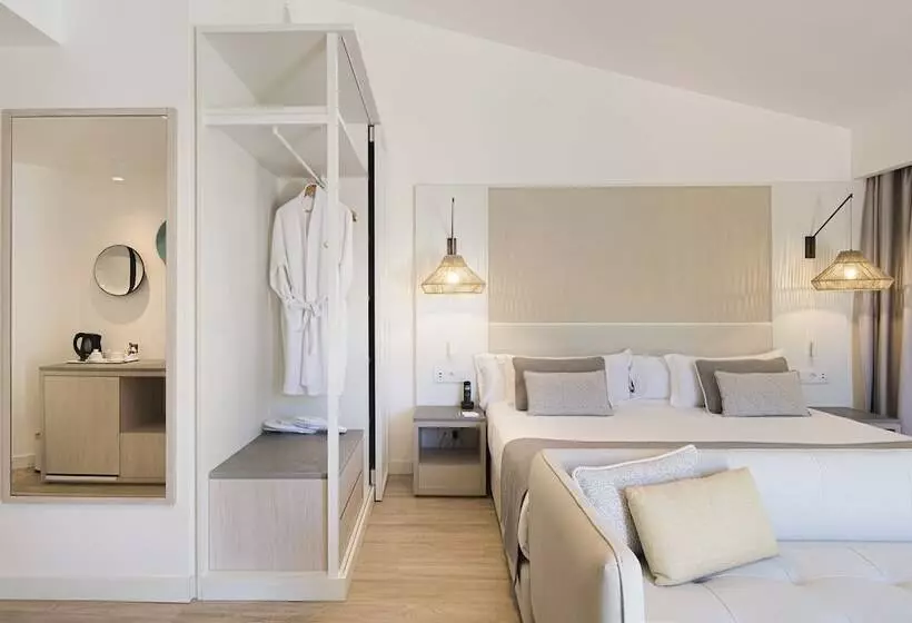 سوییت جونیور, Grand Palladium Sicilia Resort & Spa