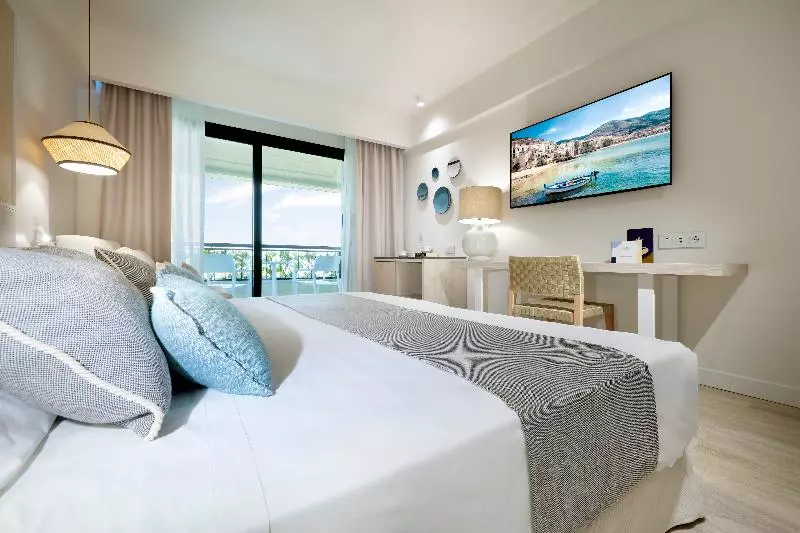اتاق لوکس, Grand Palladium Sicilia Resort & Spa