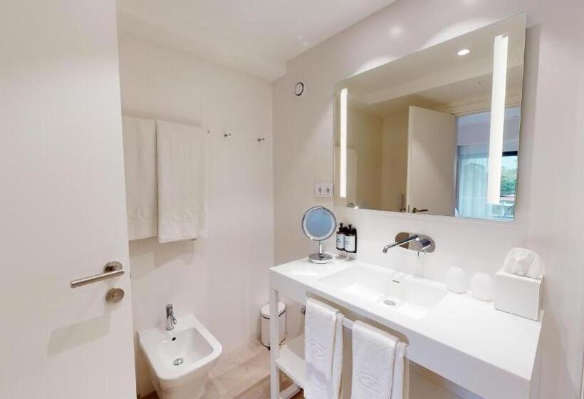 غرفة قياسية مطلّة علي البحر, Grand Palladium Sicilia Resort & Spa